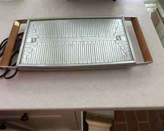 WARMING TRAY.