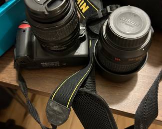 NIKON D40 CAMERA AND LENS.