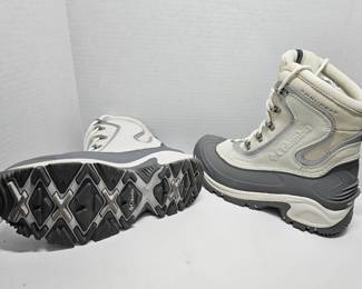 Columbia Omni-Heat Boots Size 8