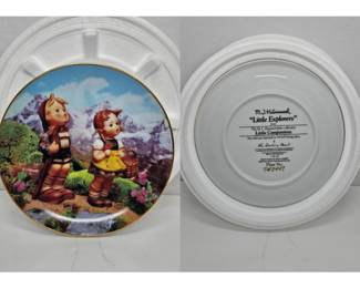 Danbury Mint - Hummel Plate