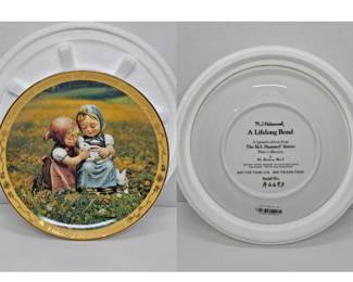 Danbury Mint - Hummel Plate