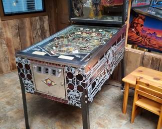 Space Invaders pinball machine, 1980, Bally