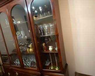 BUY IT NOW!$400 Vintage 1940s China Cabinet by Drexel, 6'w x 80"h