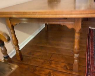 BUY IT NOW!$400 Draw Leaf Dining Table  42"x56"x29"h