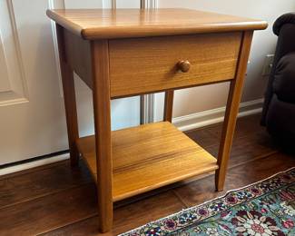 BUY IT NOW!$200. Vintage Mid-century Modern Nightstand by Sun Cabinet Company 