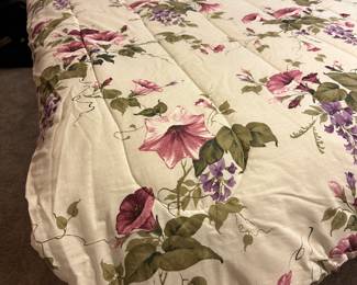 King Floral Comforter 