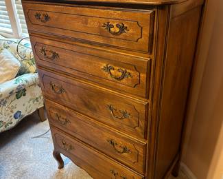 BUY IT NOW!$120.Tall 5-drawer dresser with brass pulls
