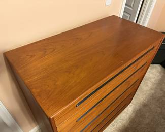 BUY IT NOW!$1100. Vintage MCM Teak 6-drawer Dresser by Westnofa