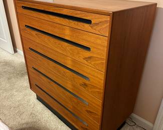 BUY IT NOW!$1100. Vintage MCM Teak 6-drawer Dresser by Westnofa