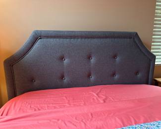 BUY IT NOW!$200. Gray upholstered Bed (Full)