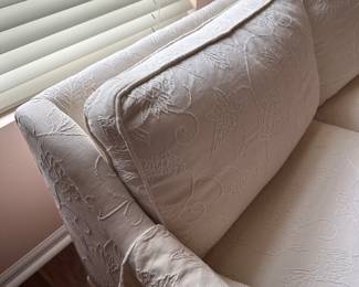 BUY IT NOW!$150. Traditional White Upholstered Loveseat with floral pattern, and down filled cushions 