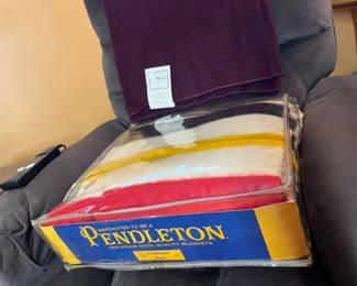 55 Vintage NIB Branded Blankets min