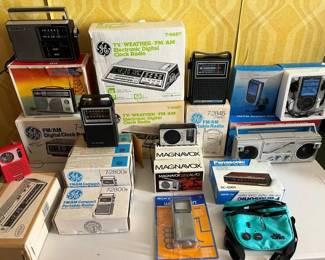 55 Vintage NIB Audio Visual Electronicsmin