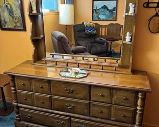 55 8Drawer Lowboy W Mirrormin