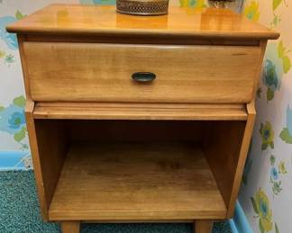 55 Kling Maple Nightstandmin