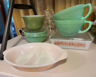 55 Vintage FireKing Samplermin