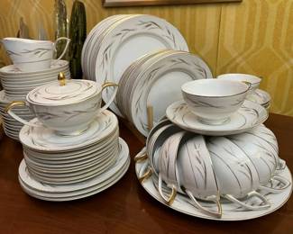 55 Mikasa China Setmin