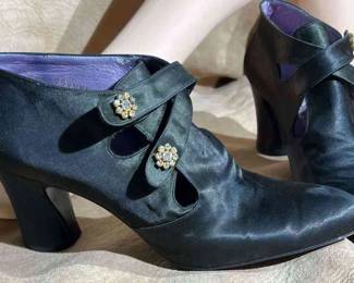 Marquise Greece Satin Shoes