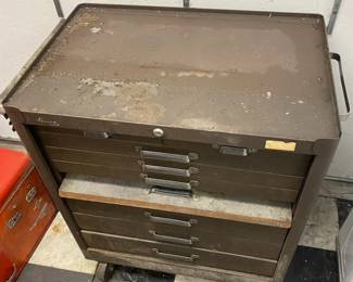 Radical Roll Away Tool Chest