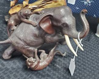 Japanese Meiji period - Bronze sculpture of an Elephant being attacked by Tigers.   