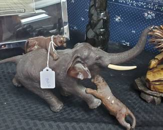 Japanese Meiji period - Bronze sculpture of an Elephant being attacked by Tigers.   