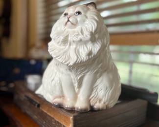 Vintage MCM 1960's Hagen renaker Himalayan cat statue. Excellent condition. Estate sale price: $150