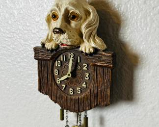 Miniature LUX wall clock. Keebler dog peeking over the side. Estate sale price: $95