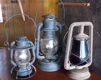 3 Lanterns Dietz, Embury, Triumph 