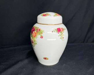 Large Ginger Jar - 1962, OCR Royal Albert
