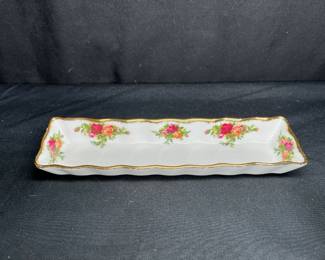 Small Shell Shaped Trinket Dish & Olive Tray