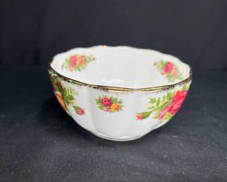 2 Old Country Rose Candy Bowls