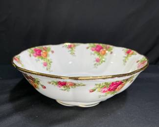 Large Old Coumtry Rose Fruit Bowl