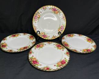 4 Old Country Rose Salad Plates