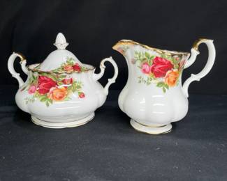 Old Country Rose Cream & Sugar