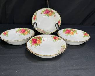 4 OCR Berry Bowls, Royal Albert