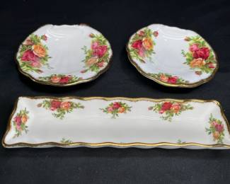 Small Shell Shaped Trinket Dish & Olive Tray