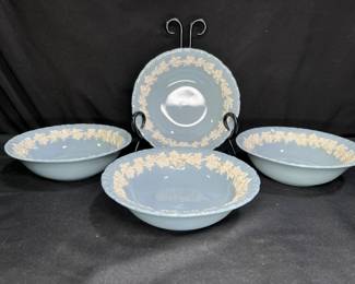 4 Wedgwood Queen's Ware Bowls