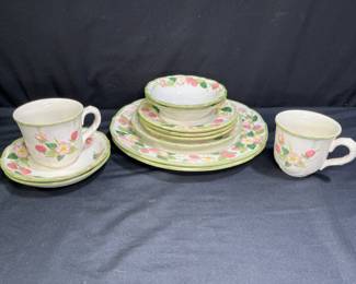 Poppy Trail by Metlox Sculptured Berry 2 Place Set