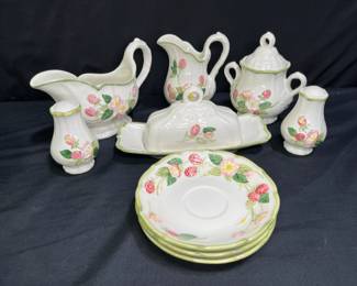 Poppy Trail by Metlox Sculptured Berry Table Set