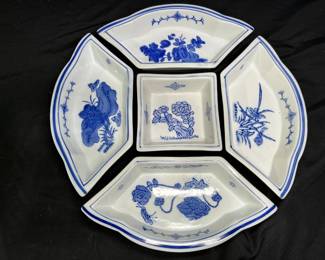 5 Piece Blue & White Porcelain Chip and Dip