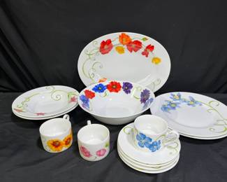 Lyrical Blooms by Westbury Court 14 Misc Pieces