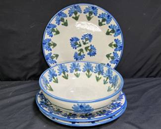 Louisville Stoneware Bachelor Button 4 Piece Serve