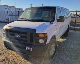 #325 • 2008 Ford Econoline Van
