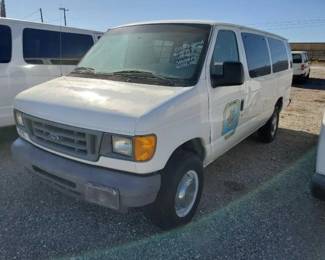 #960 • 2004 Ford Econoline
