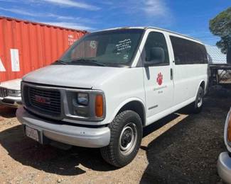 #360 • 2002 GMC Savana
