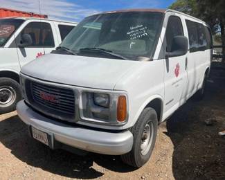 #365 • 2002 GMC Savana Van
