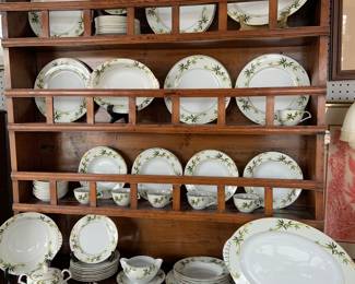 12 Place setting Kent Bali Hai Bamboo China Set $250