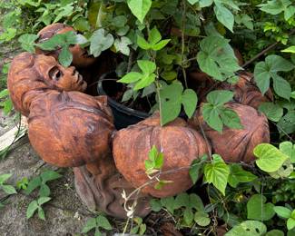 Garden Maiden Heads Planter