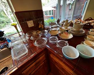 Vintage Pyrex Glass Storage