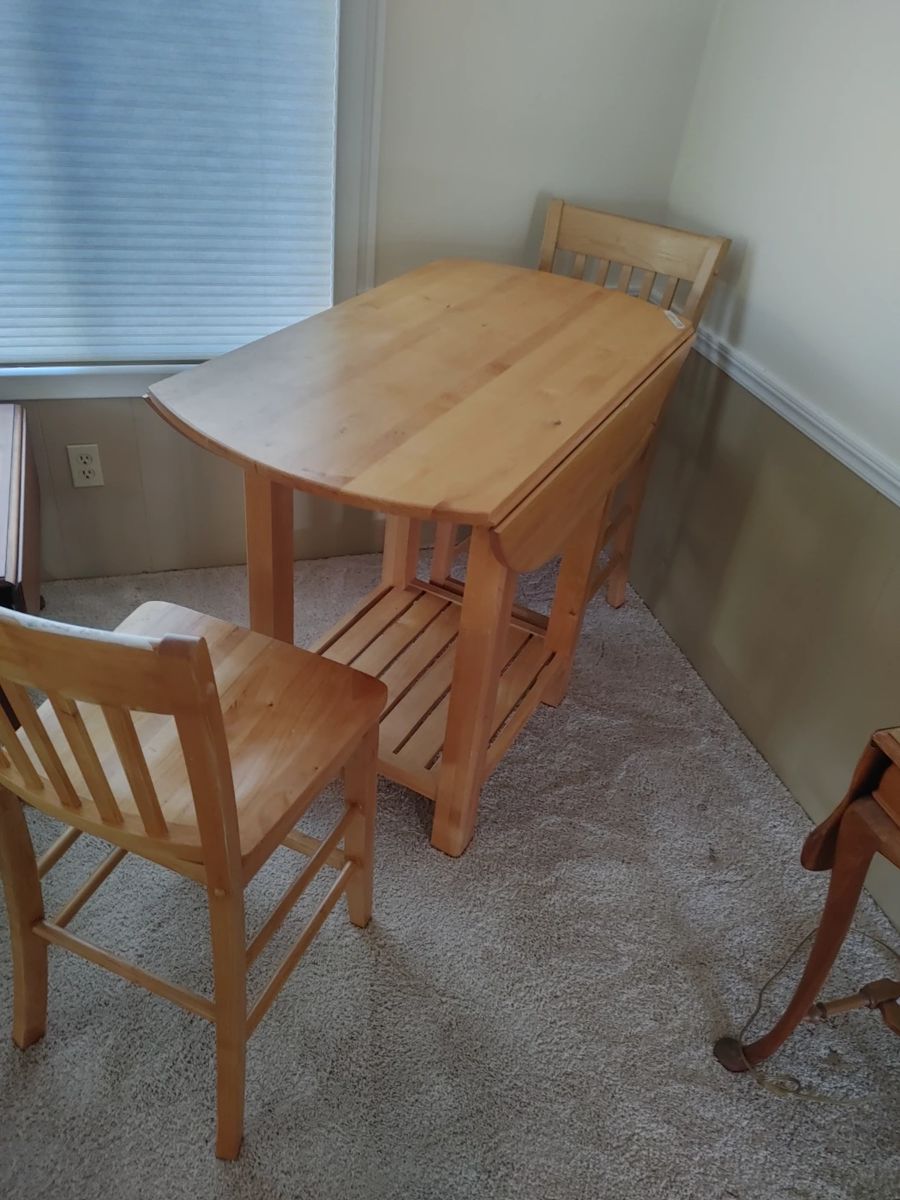 Estate Sale at Colonial Estates in Olympia, WA starts on 9/22/2023